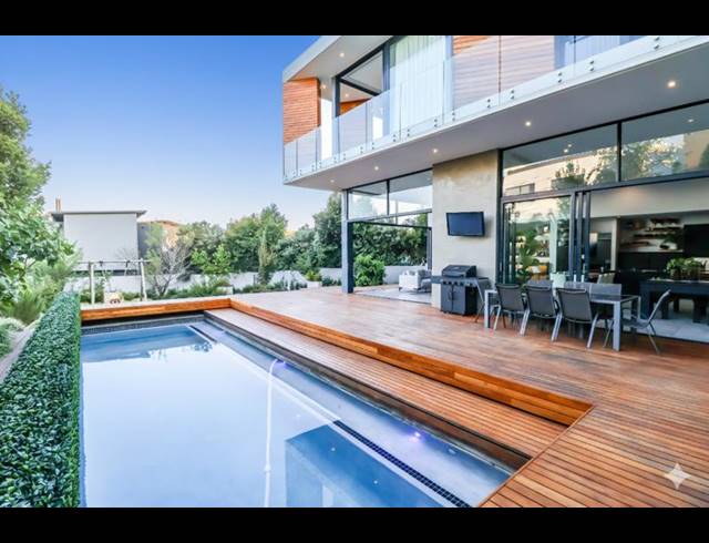 6 BEDROOM HOUSE FOR SALE IN MIDSTREAM RIDGE